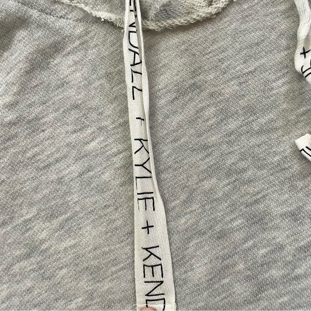 KENDALL & KYLIE light grey oversized hoodie, approx size L/XL - Picture 10 of 13